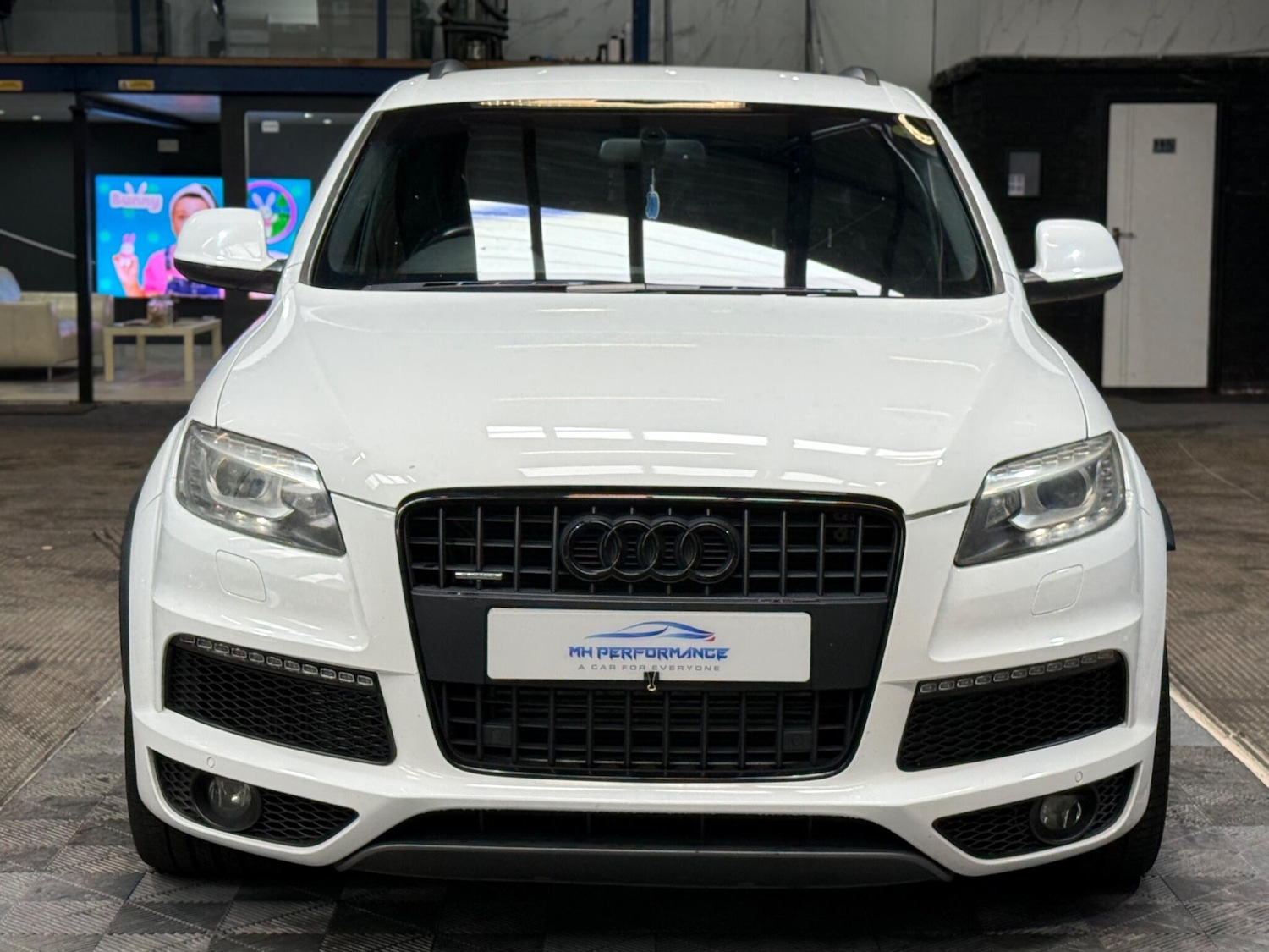 Vehicle 33