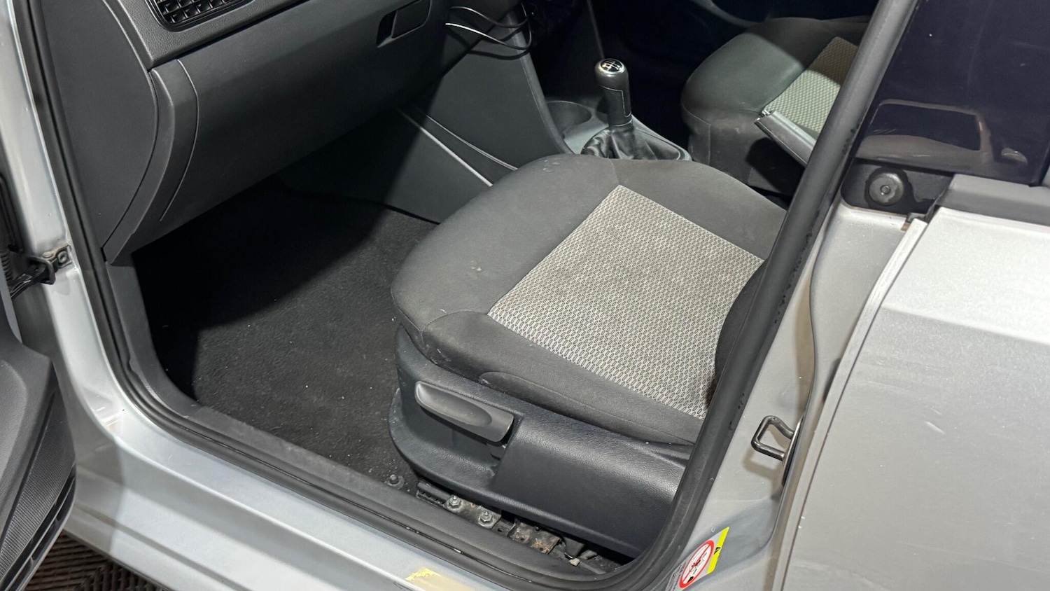 Used Volkswagen Polo for sale - 77632898: Photo 31