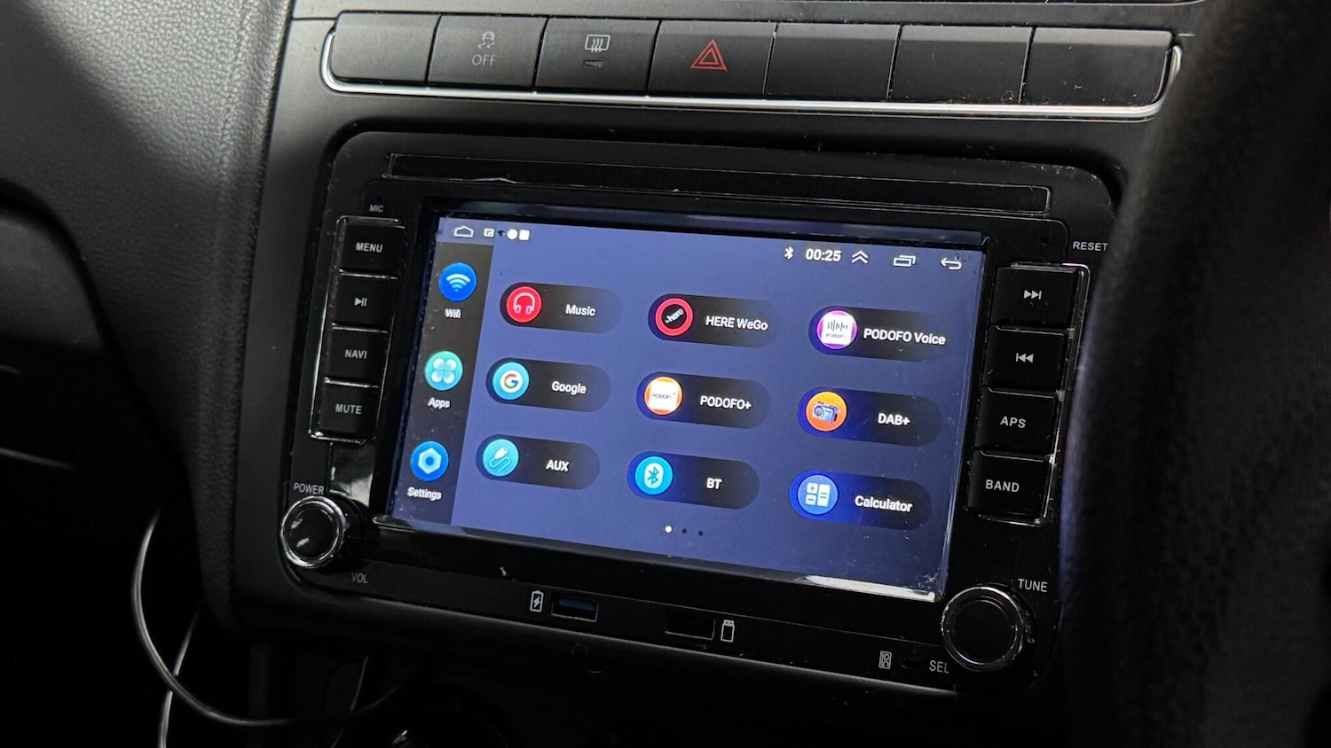 Used Volkswagen Polo 2009 for sale - 77783745: Photo 14