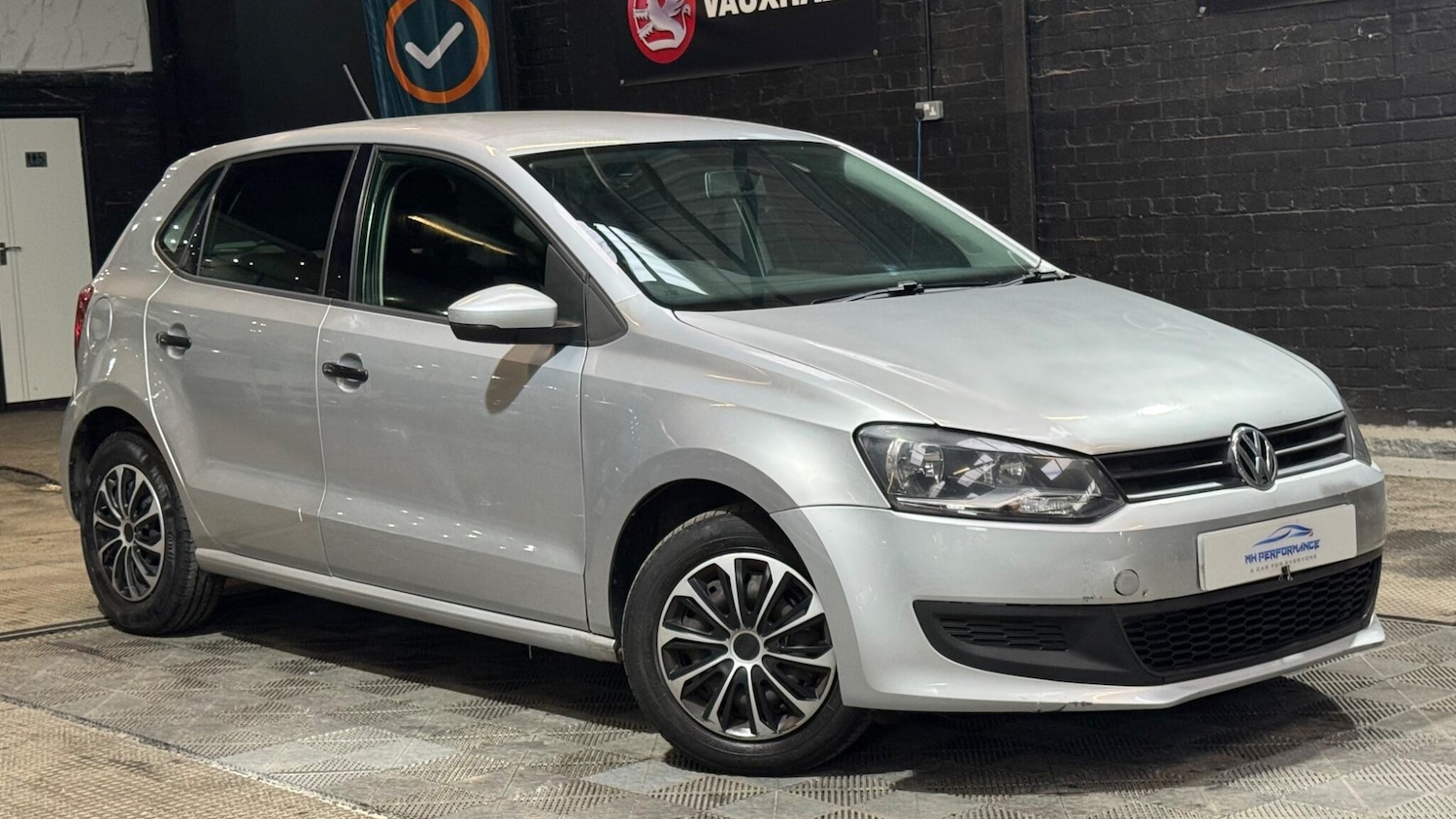 Used Volkswagen Polo 2009 for sale - 77783745: Photo 2