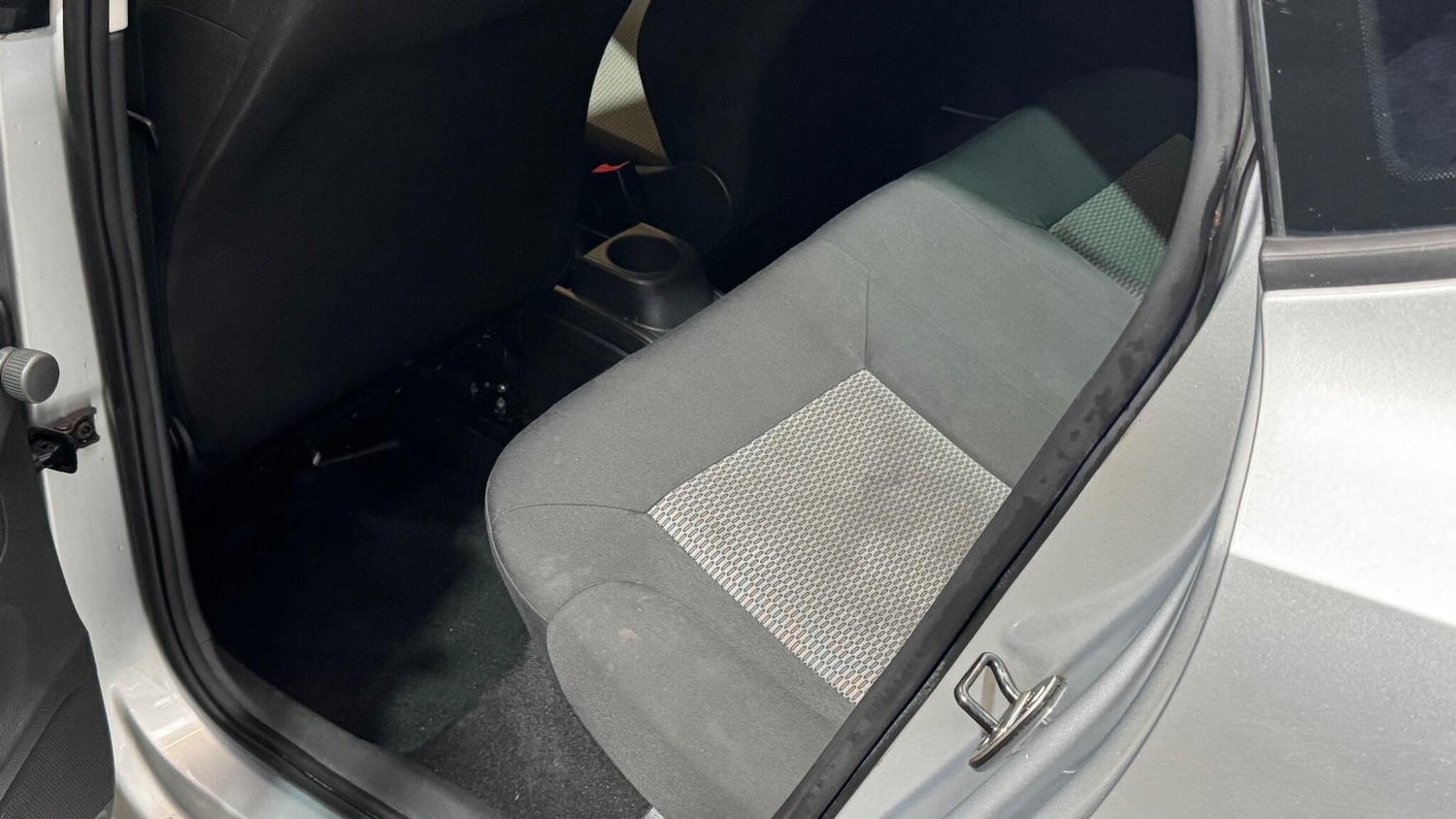 Used Volkswagen Polo 2009 for sale - 77783745: Photo 39