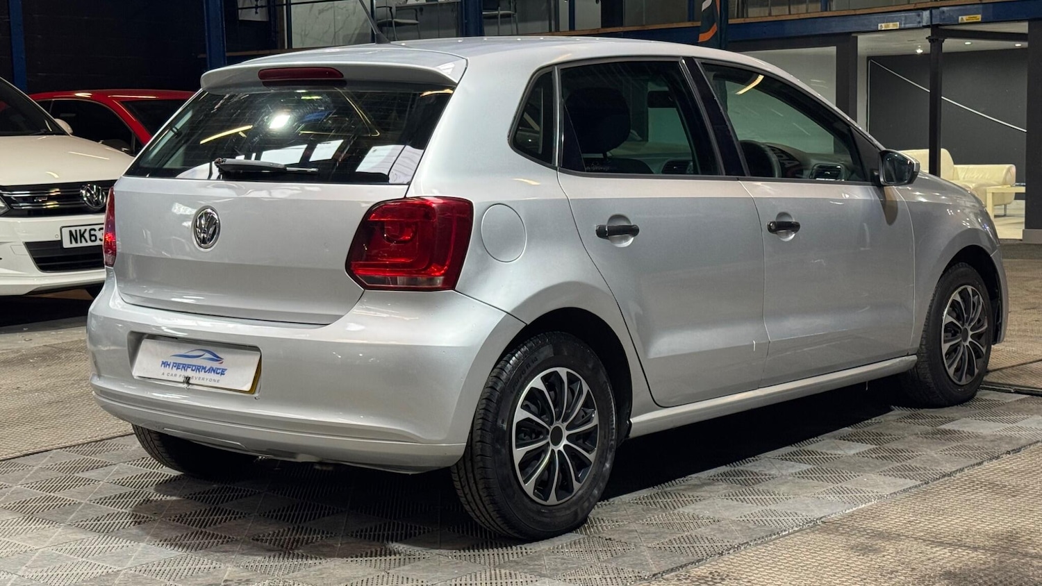 Used Volkswagen Polo 2009 for sale - 77783745: Photo 5