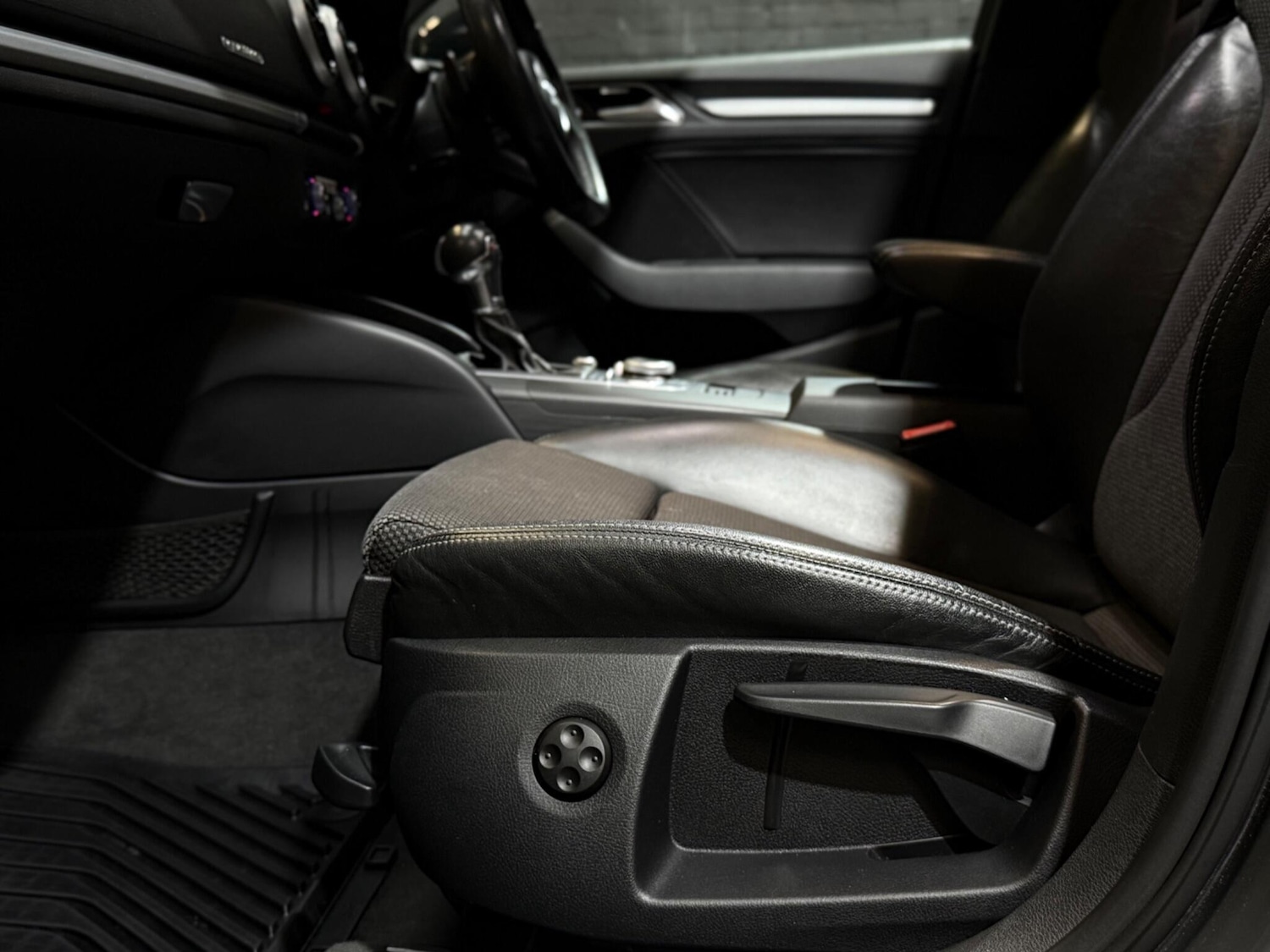 Used Audi A3 2017 for sale - 76781793: Photo 38