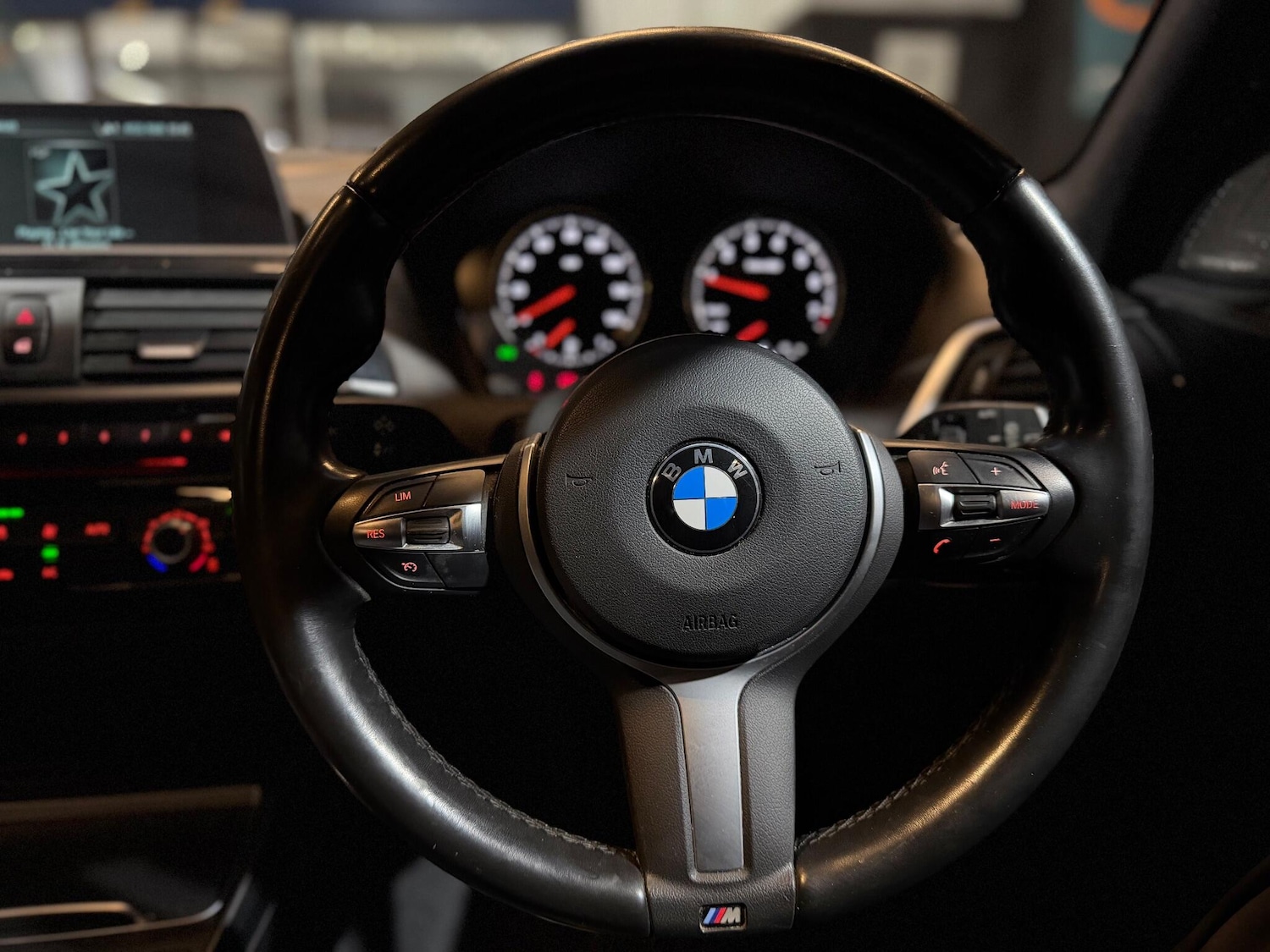 Used BMW 1 Series 2018 for sale - 76772173: Photo 32