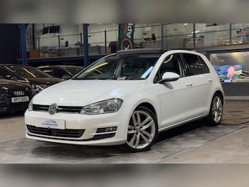 Used Volkswagen Golf 2016 for sale - 77940783: Photo