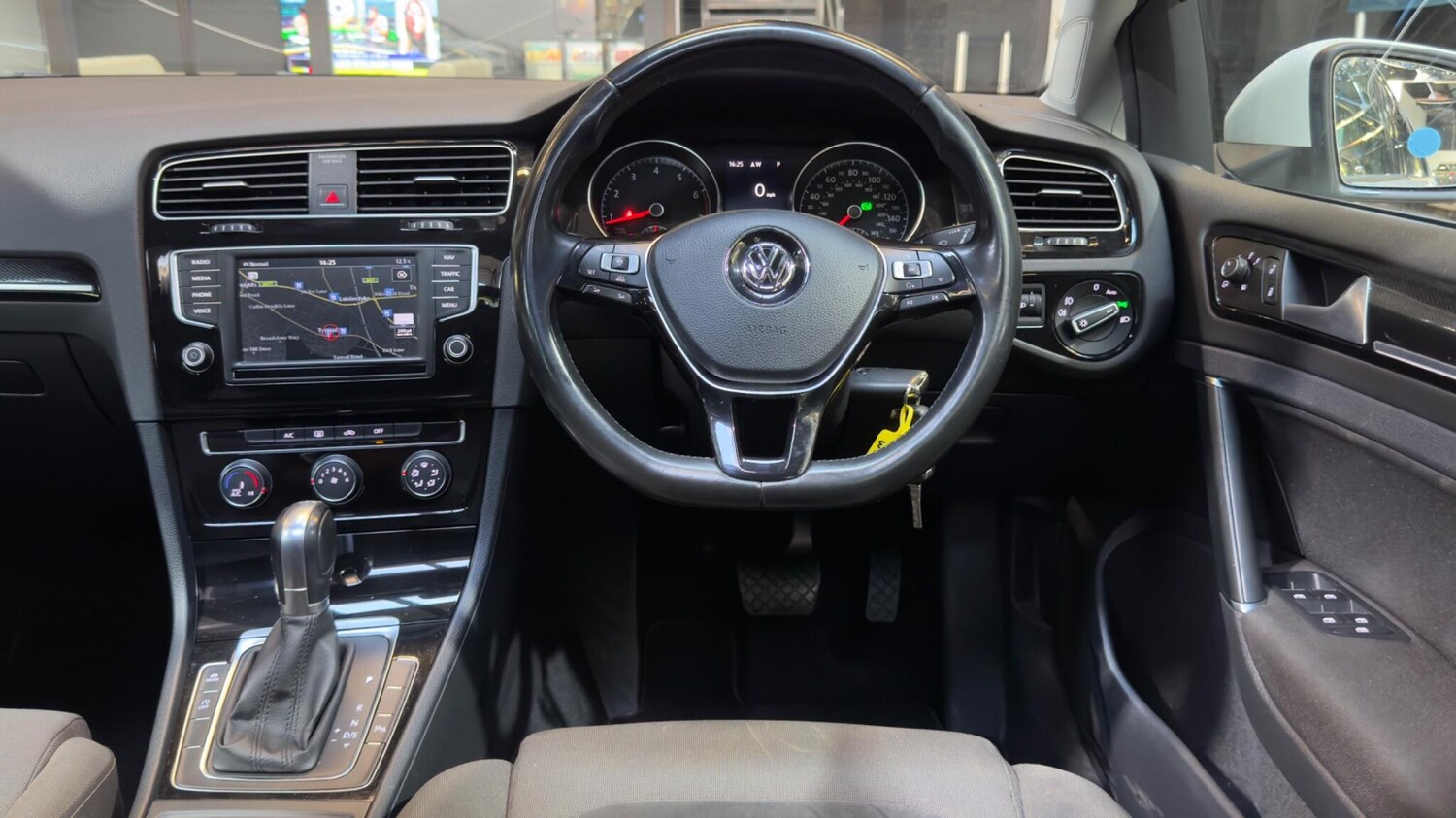 Used Volkswagen Golf for sale - 77940783: Photo 37