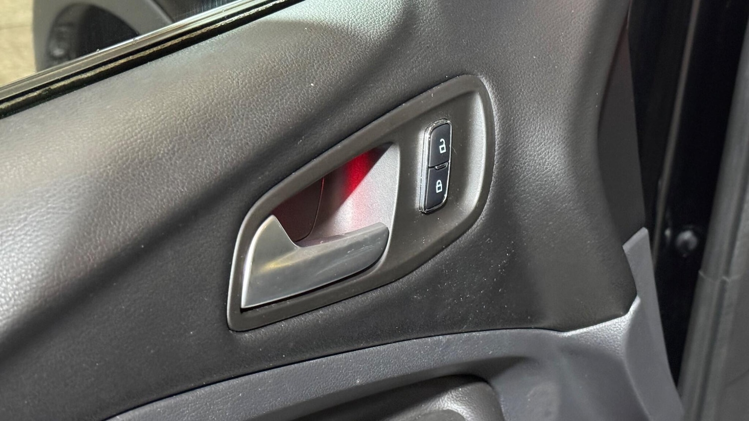 Used Ford Kuga 2016 for sale - 77565068: Photo 65