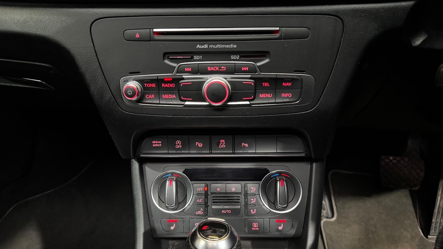 Used Audi Q3 2015 for sale - 77279913: Photo 32