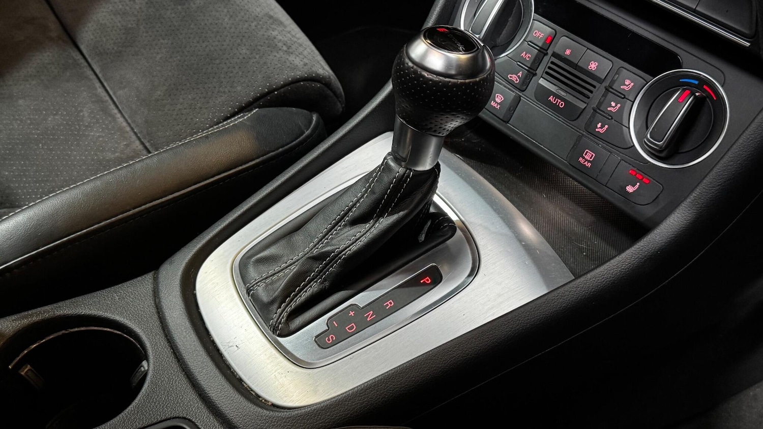 Used Audi Q3 2015 for sale - 77279913: Photo 9