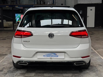 Used Volkswagen Golf 2017 for sale - 78404093: Photo
