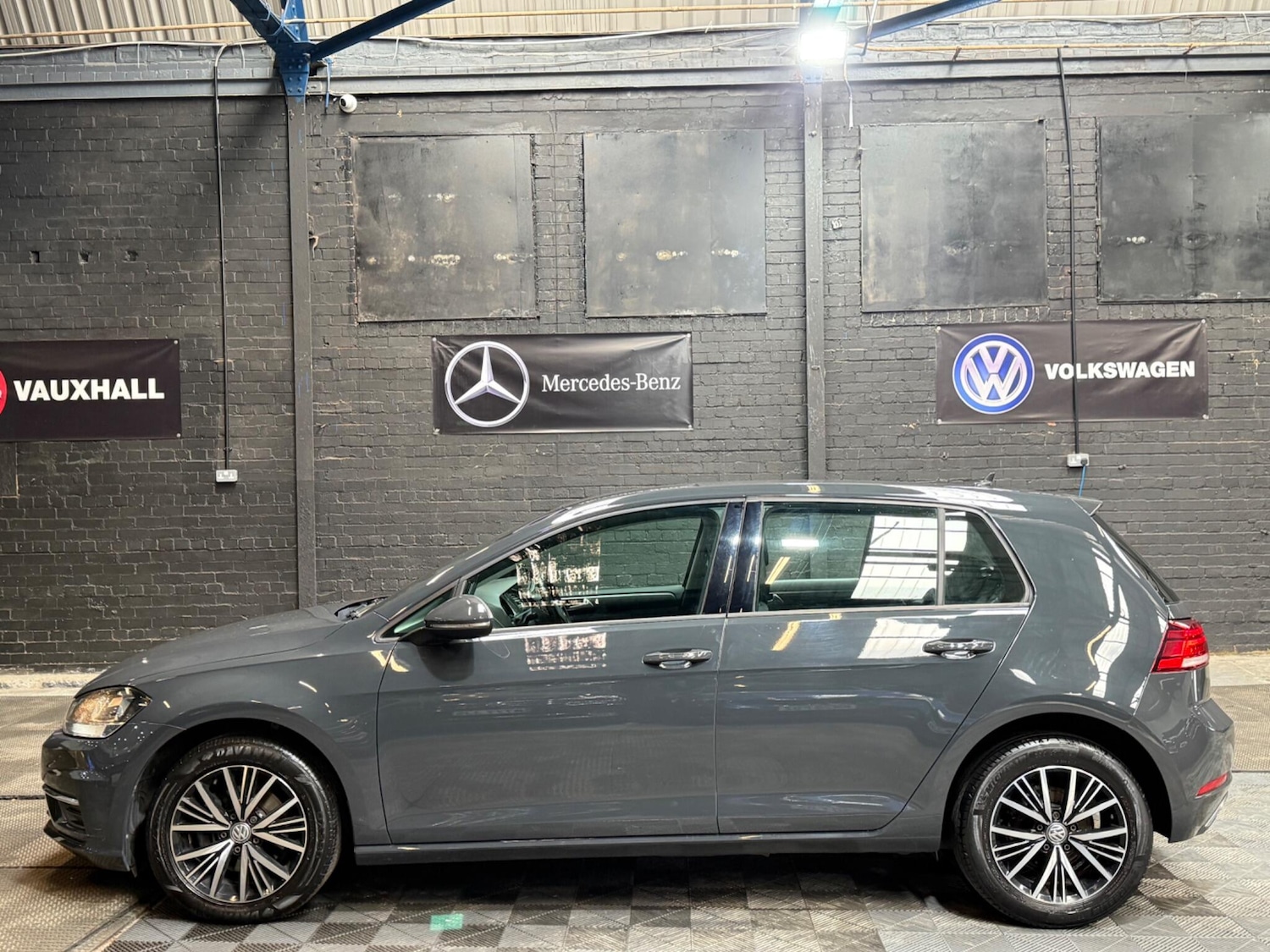 Used Volkswagen Golf 2018 for sale - 76498687: Photo 20