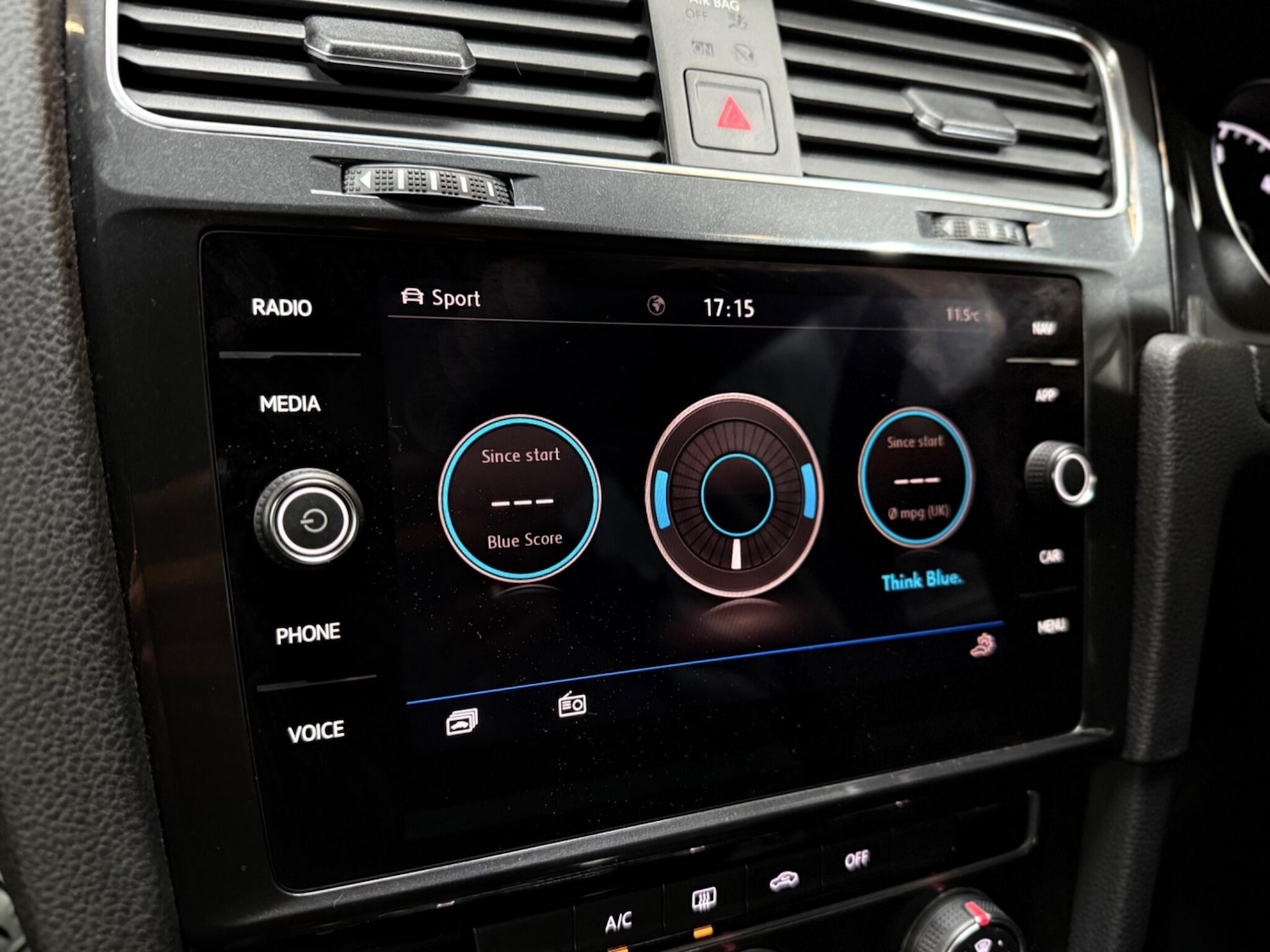 Used Volkswagen Golf 2018 for sale - 76498687: Photo 27