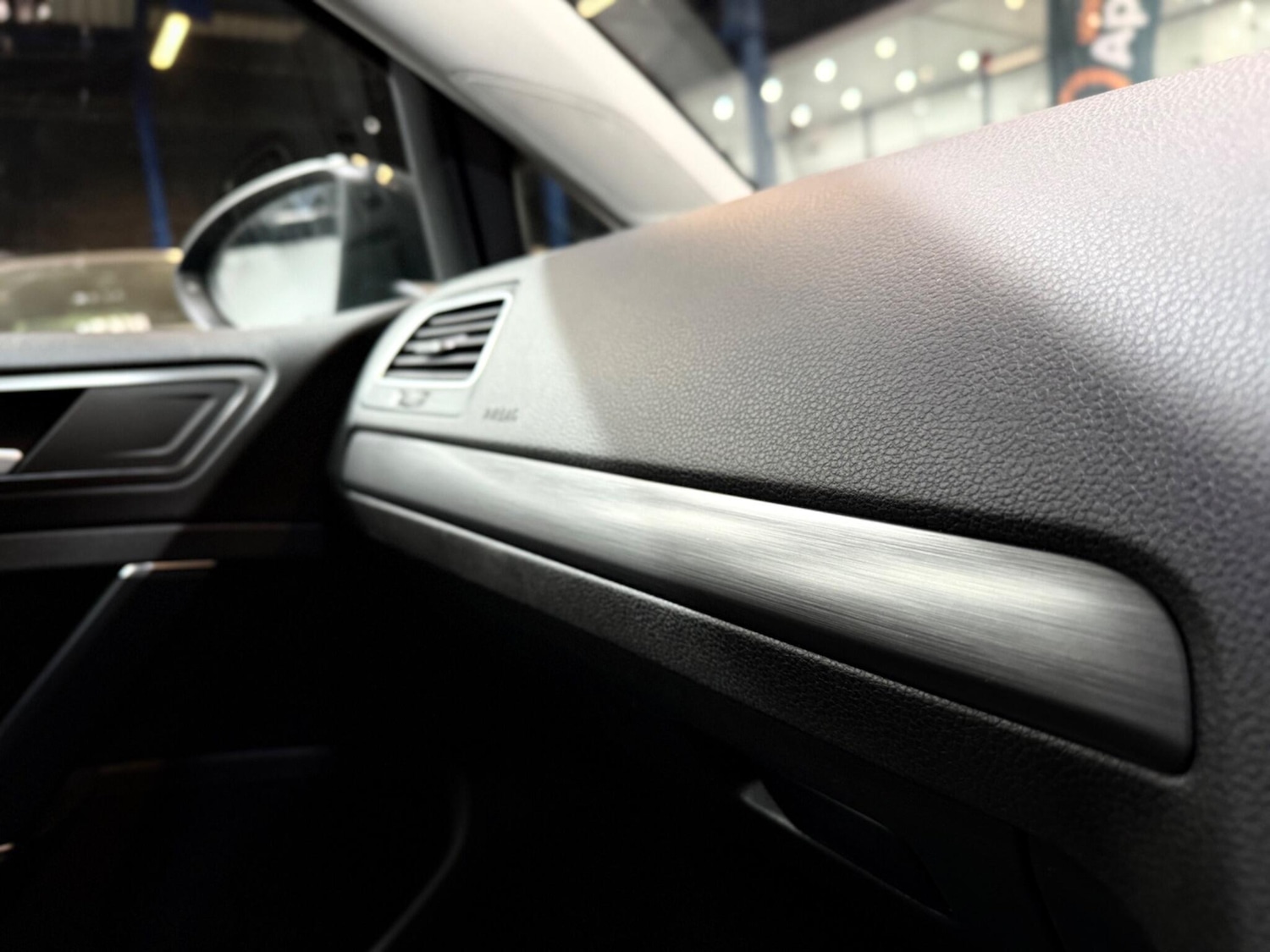 Used Volkswagen Golf 2018 for sale - 76498687: Photo 34