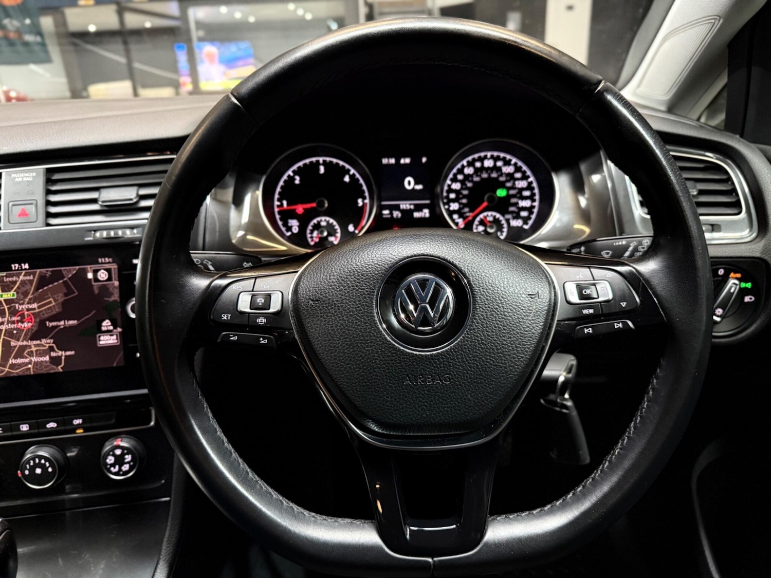 Used Volkswagen Golf 2018 for sale - 76498687: Photo 42