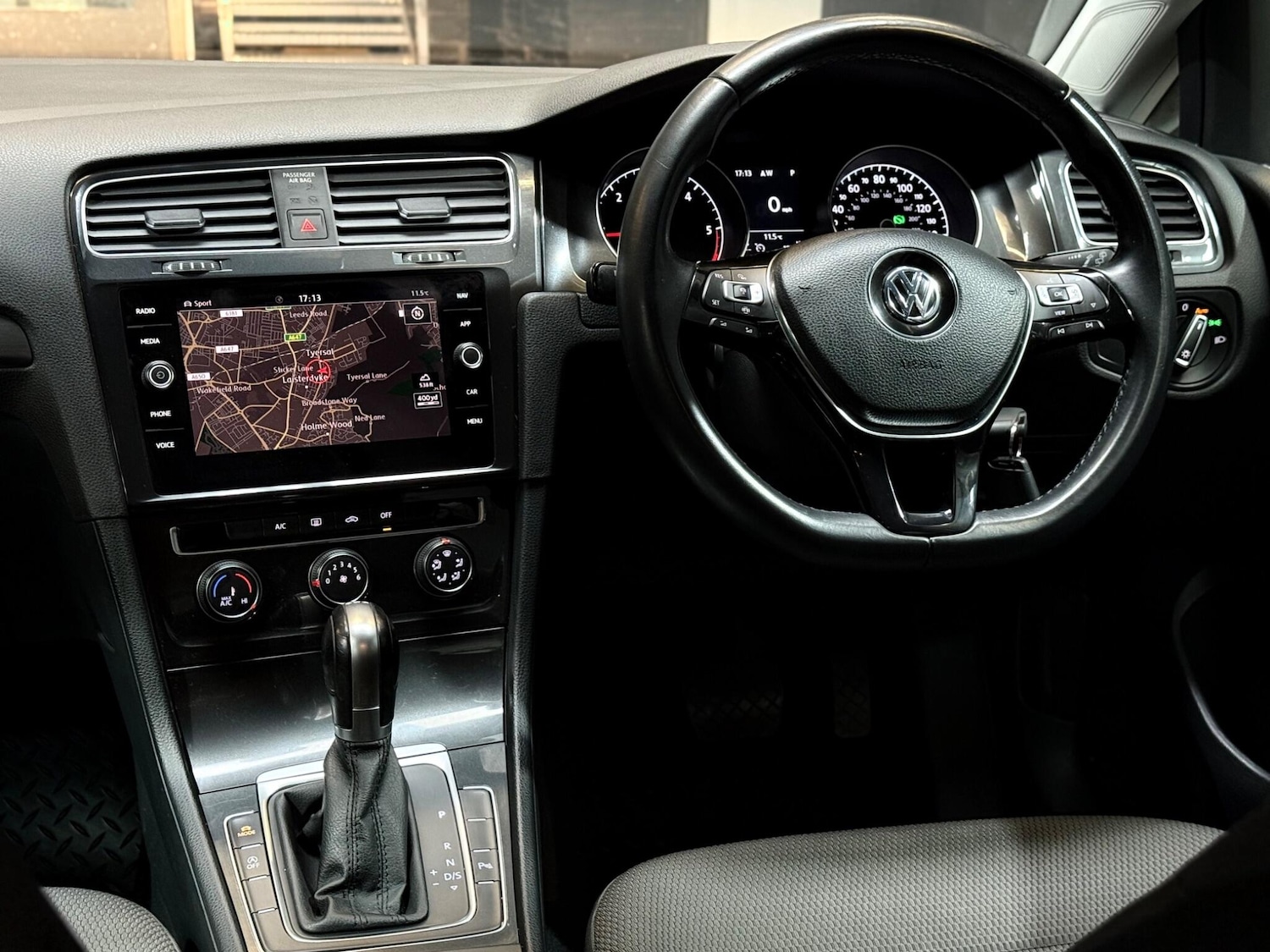 Used Volkswagen Golf 2018 for sale - 76498687: Photo 5