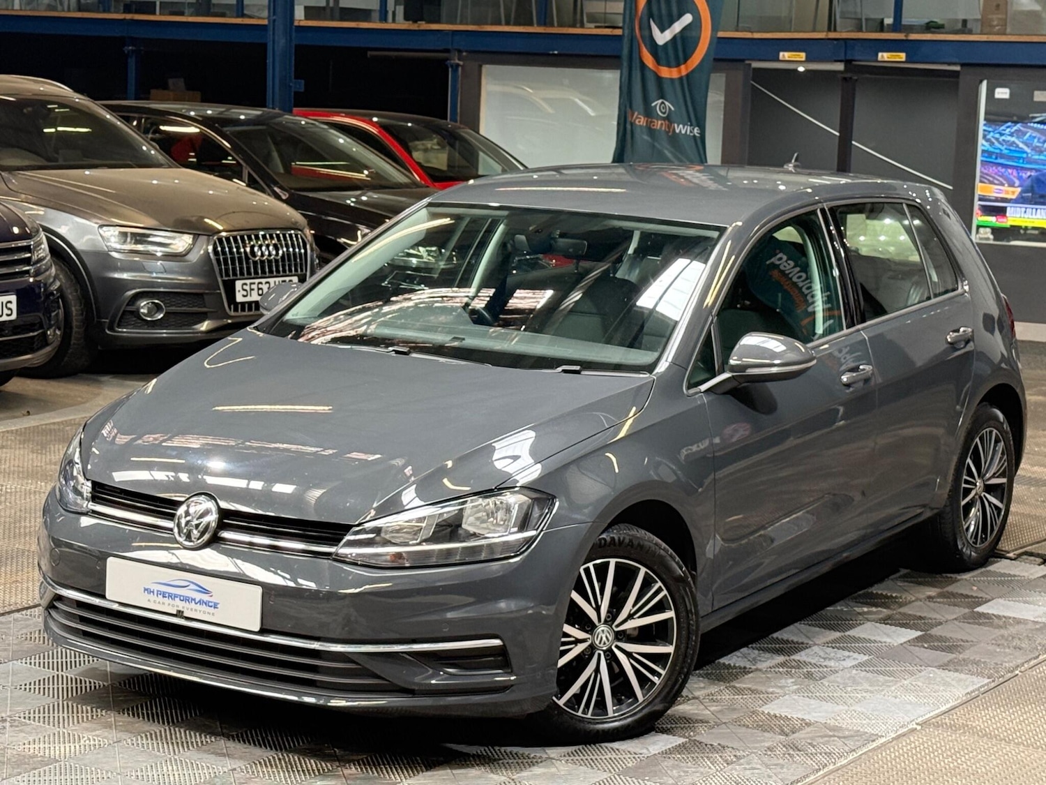 Used Volkswagen Golf 2018 for sale - 76498687: Photo 56