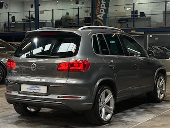 Used Volkswagen Tiguan 2015 for sale - 76084802: Photo 4