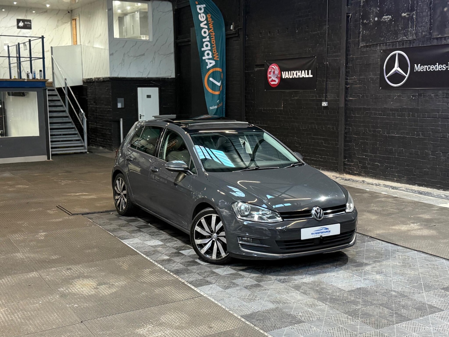 Used Volkswagen Golf 2017 for sale - 76866349: Photo 11