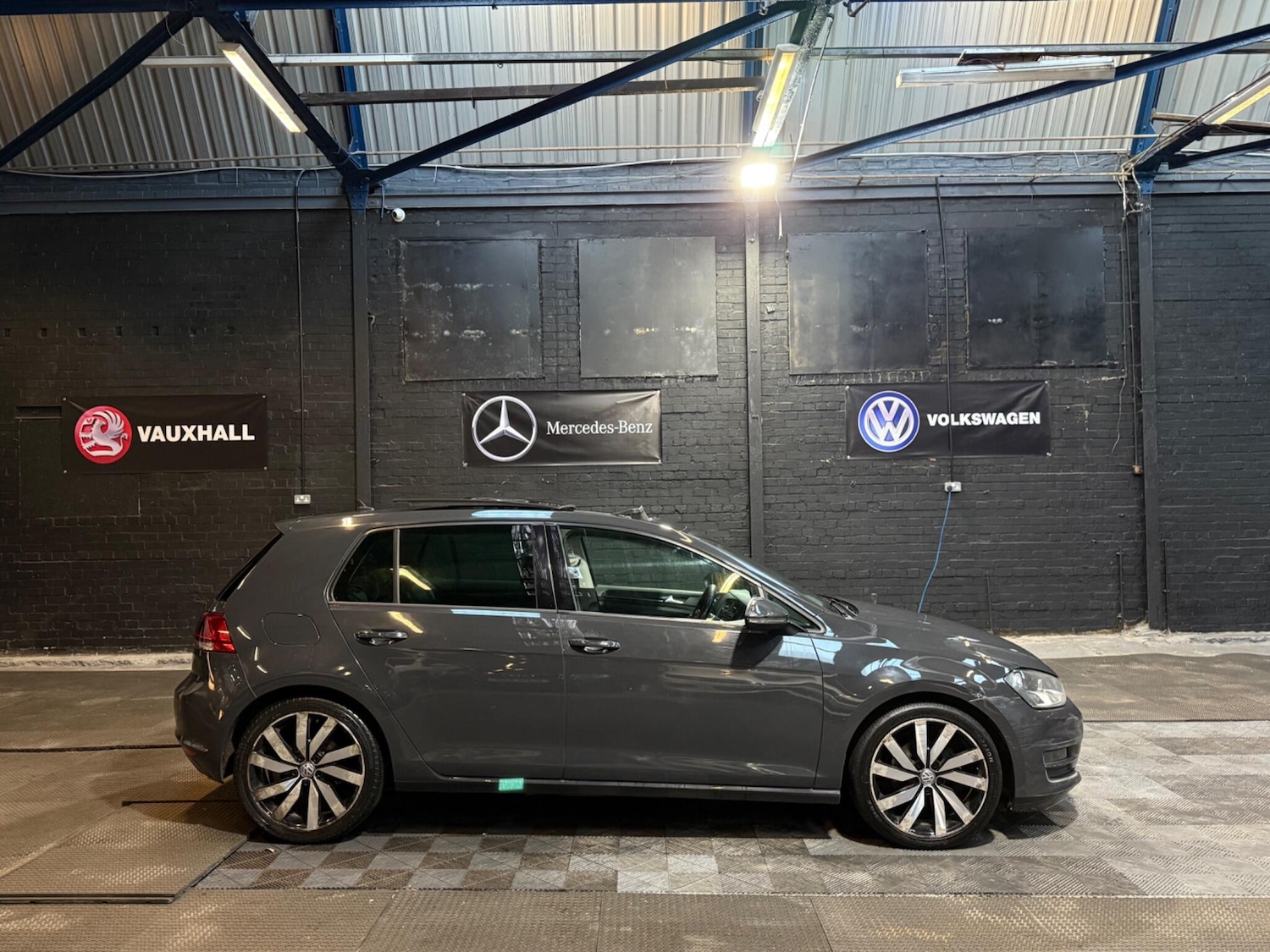 Used Volkswagen Golf 2017 for sale - 76866349: Photo 18