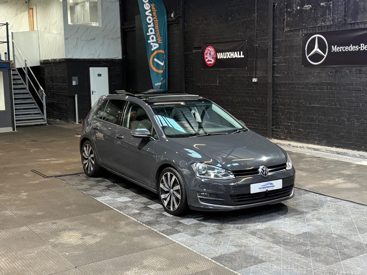 Used Volkswagen Golf 2017 for sale - 76866349: Photo 24