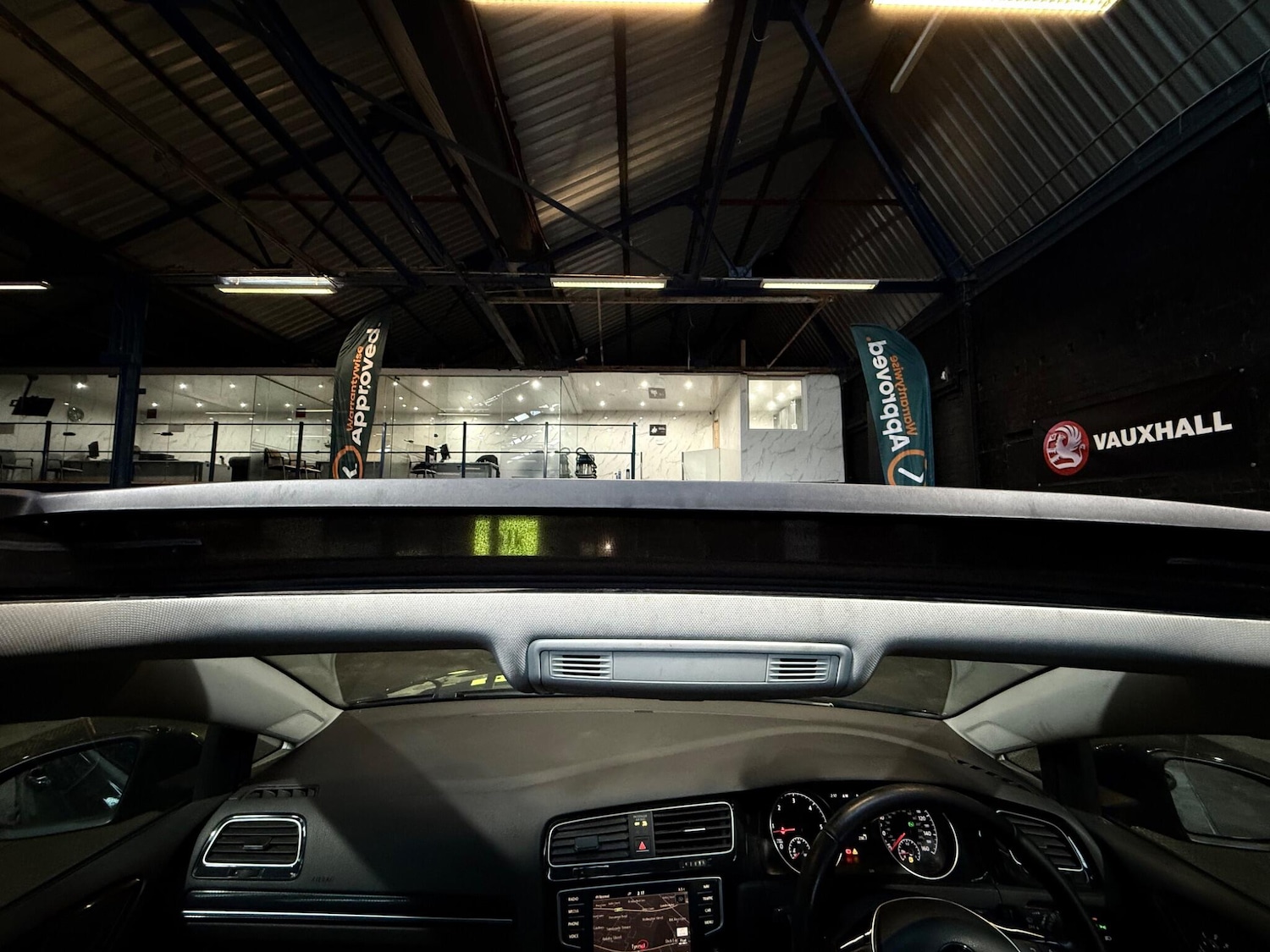 Used Volkswagen Golf 2017 for sale - 76866349: Photo 52