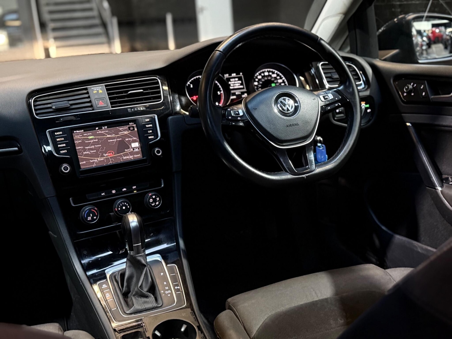 Used Volkswagen Golf 2017 for sale - 76866349: Photo 54