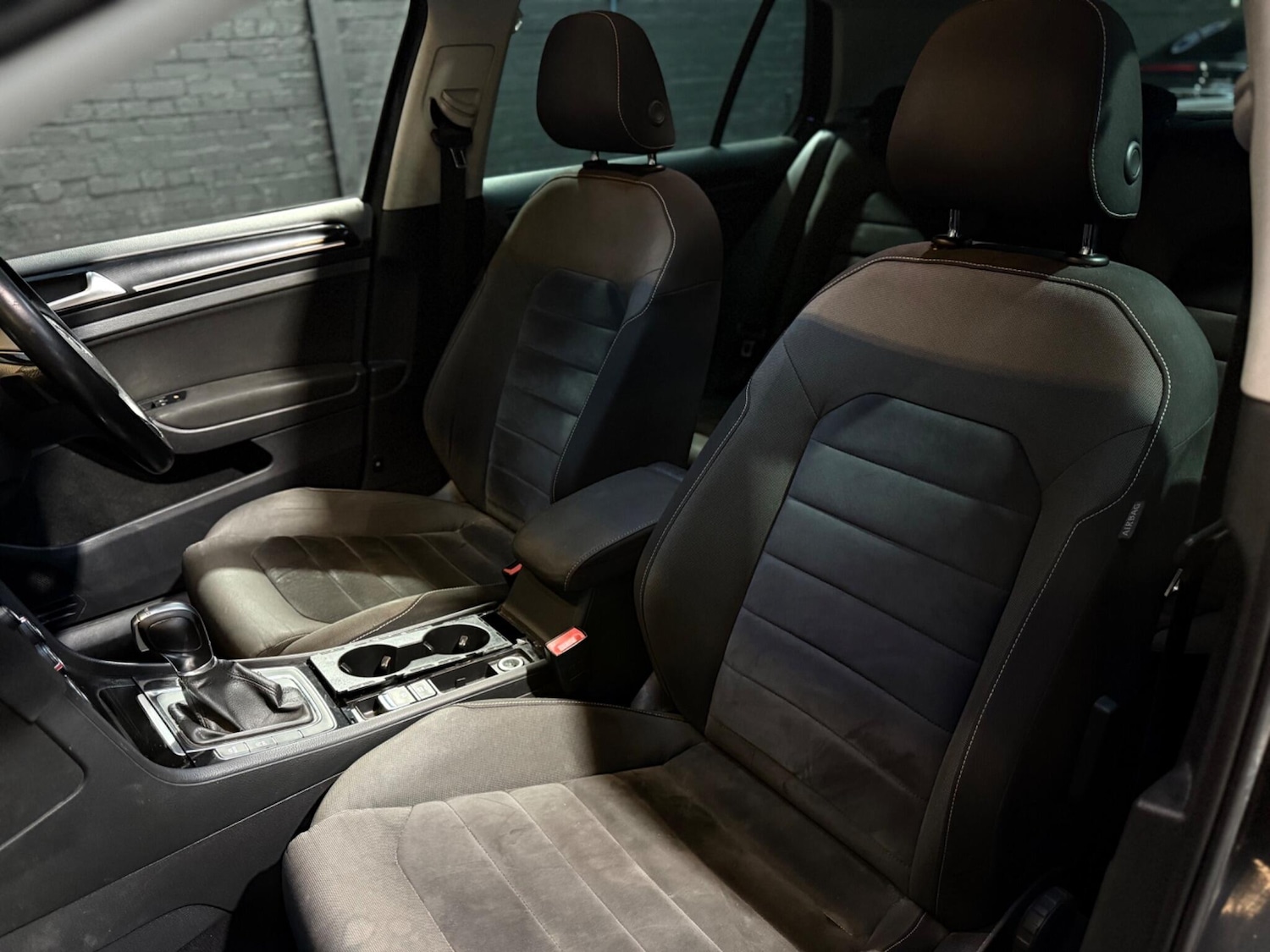 Used Volkswagen Golf 2017 for sale - 76866349: Photo 56