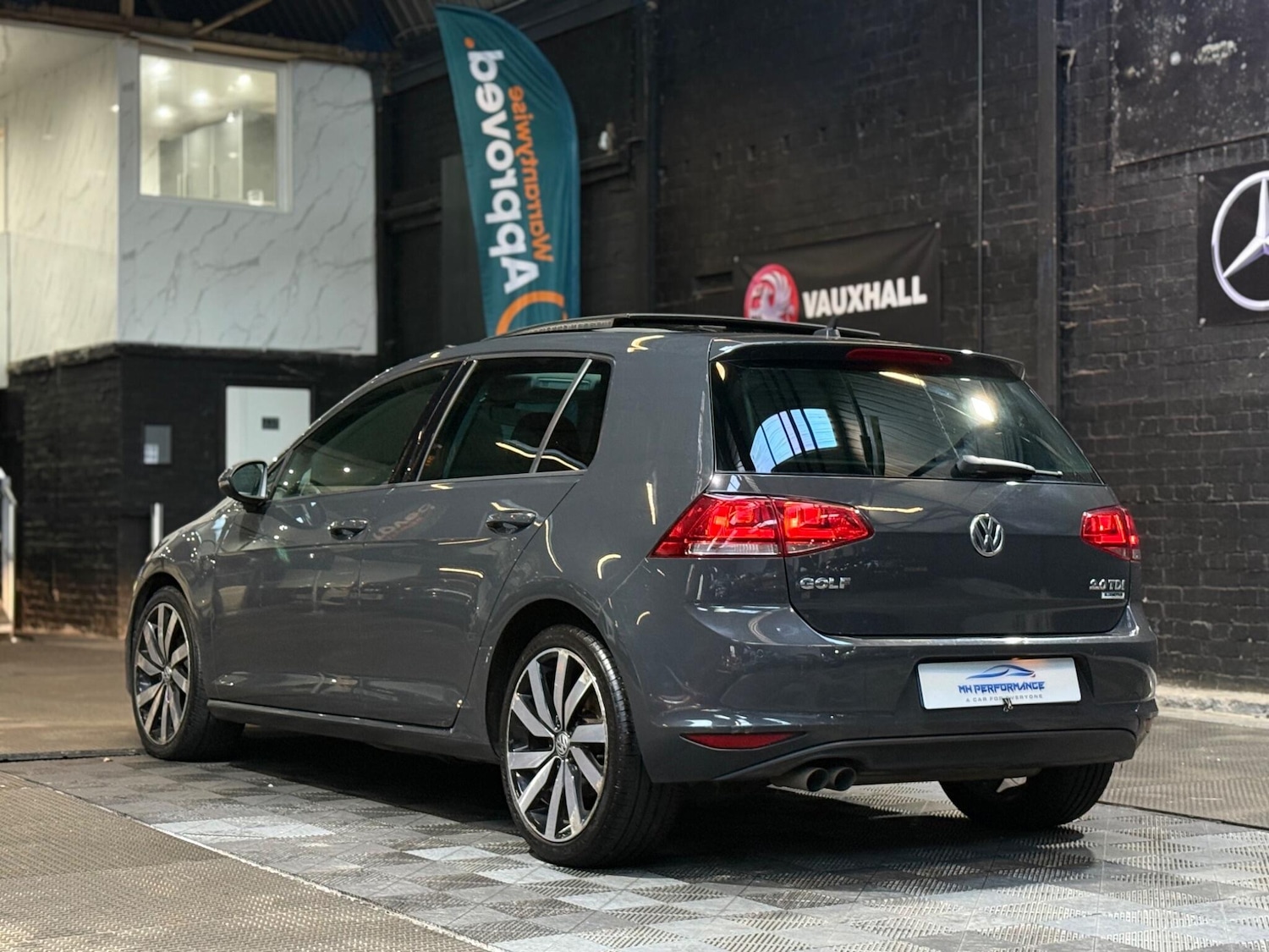 Used Volkswagen Golf 2017 for sale - 76866349: Photo 8