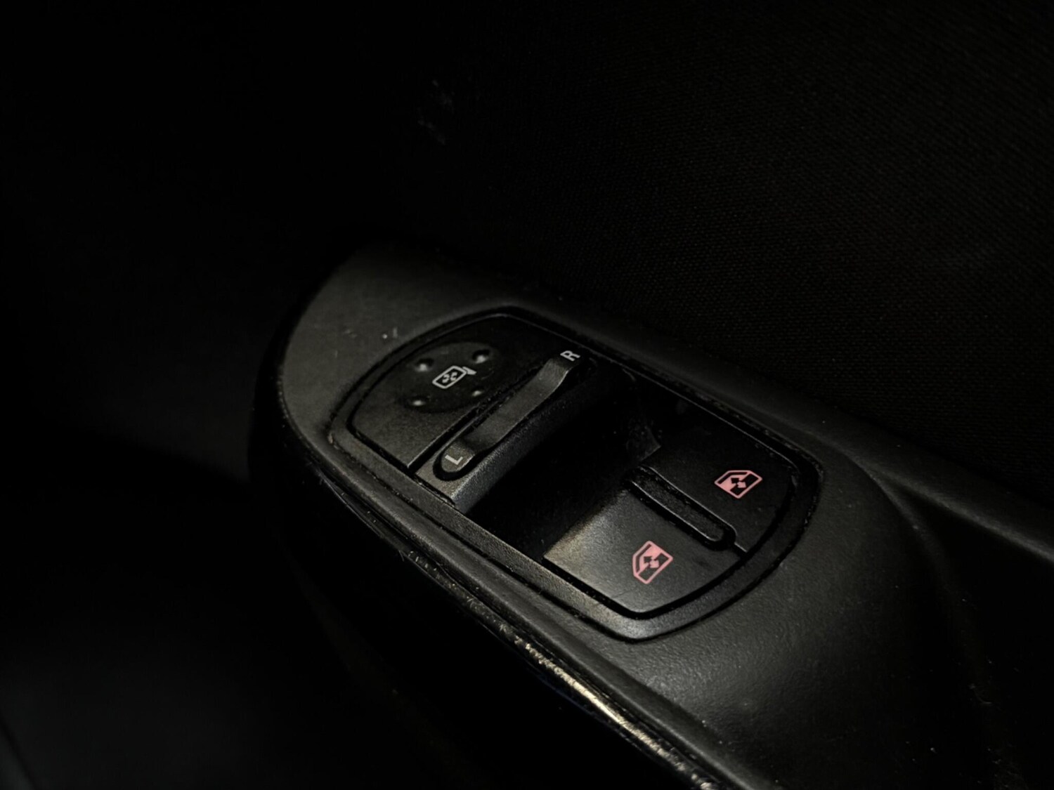 Used Vauxhall Corsa 2015 for sale - 76072802: Photo 45