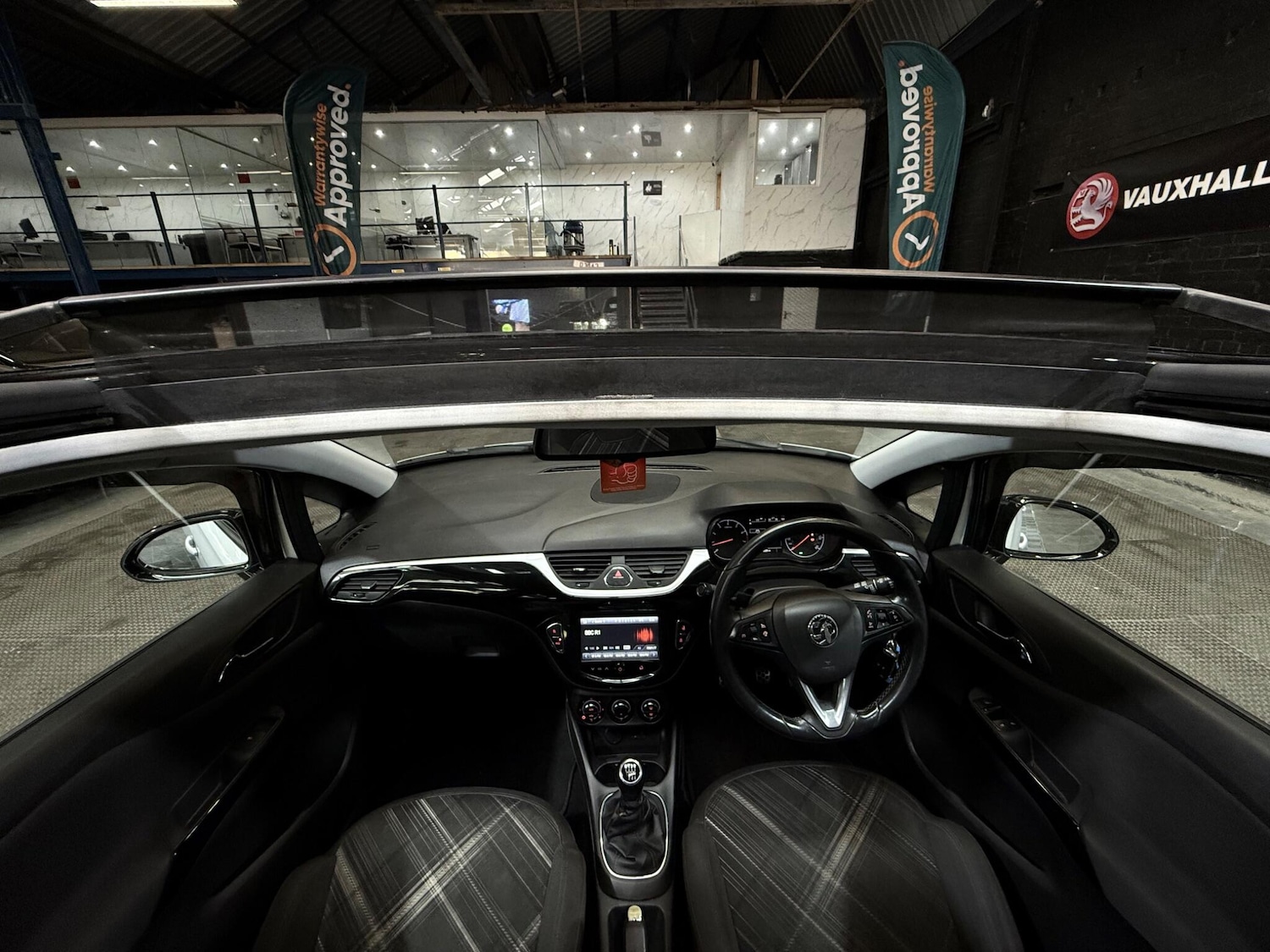 Used Vauxhall Corsa 2015 for sale - 76072802: Photo 5