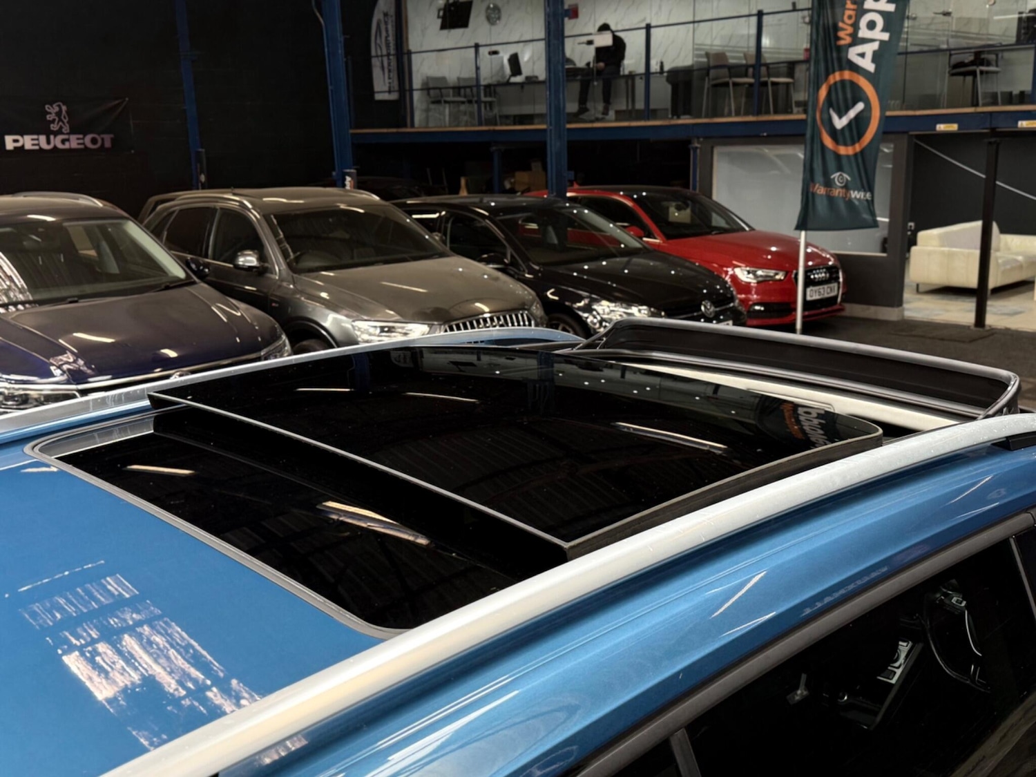 Used Volkswagen Touran 2017 for sale - 76498862: Photo 16