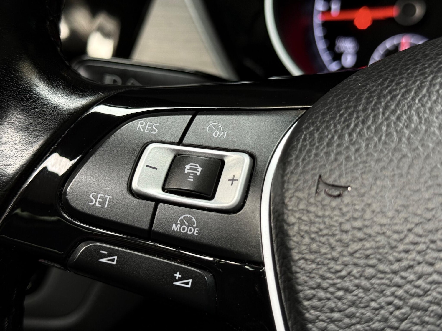 Used Volkswagen Touran 2017 for sale - 76498862: Photo 21