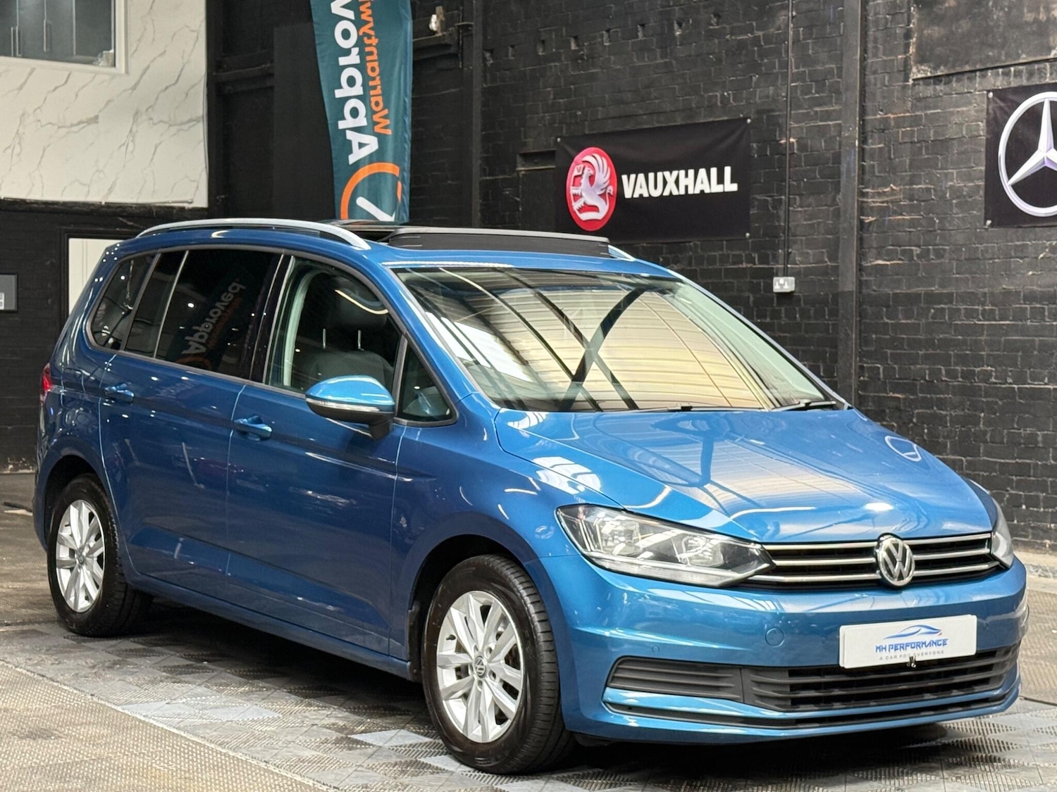 Used Volkswagen Touran 2017 for sale - 76498862: Photo 48