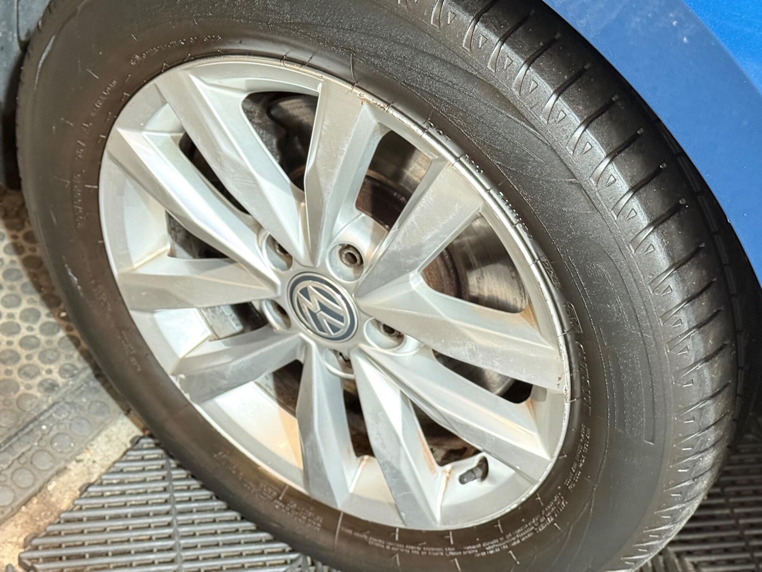 Used Volkswagen Touran 2017 for sale - 76498862: Photo 63