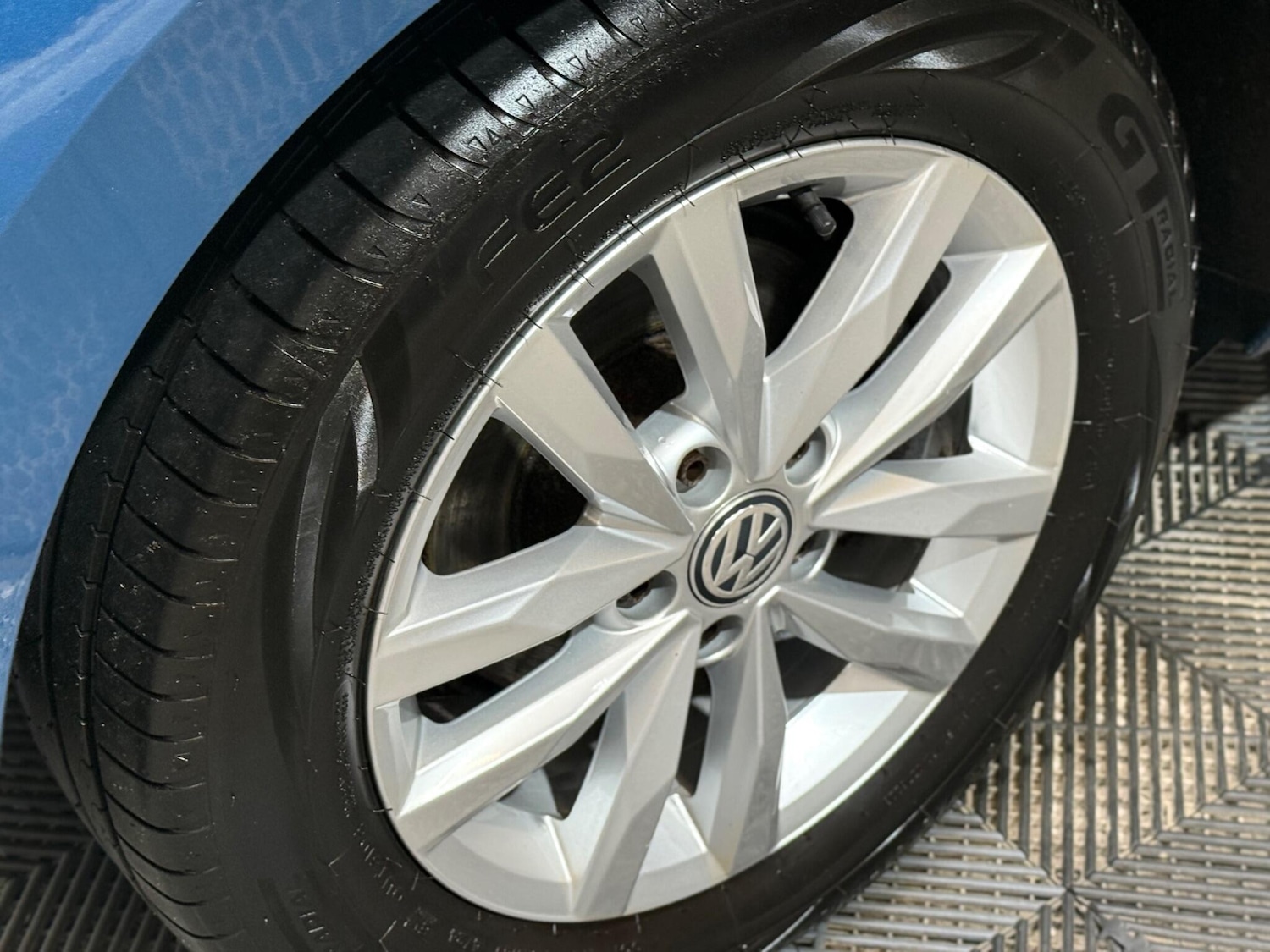 Used Volkswagen Touran 2017 for sale - 76498862: Photo 70