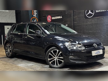 Used Volkswagen Golf 2016 for sale - 77753377: Photo