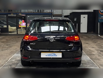 Used Volkswagen Golf 2016 for sale - 77753377: Photo