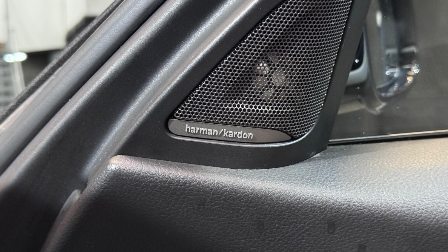 Used BMW 3 Series 2017 for sale - 78085932: Photo 11