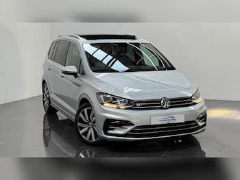 Used Volkswagen Touran 2017 for sale - 79576461: Photo