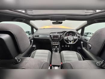 Used Volkswagen Touran 2017 for sale - 79576461: Photo