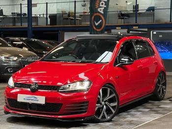 Used Volkswagen Golf 2015 for sale - 76549087: Photo