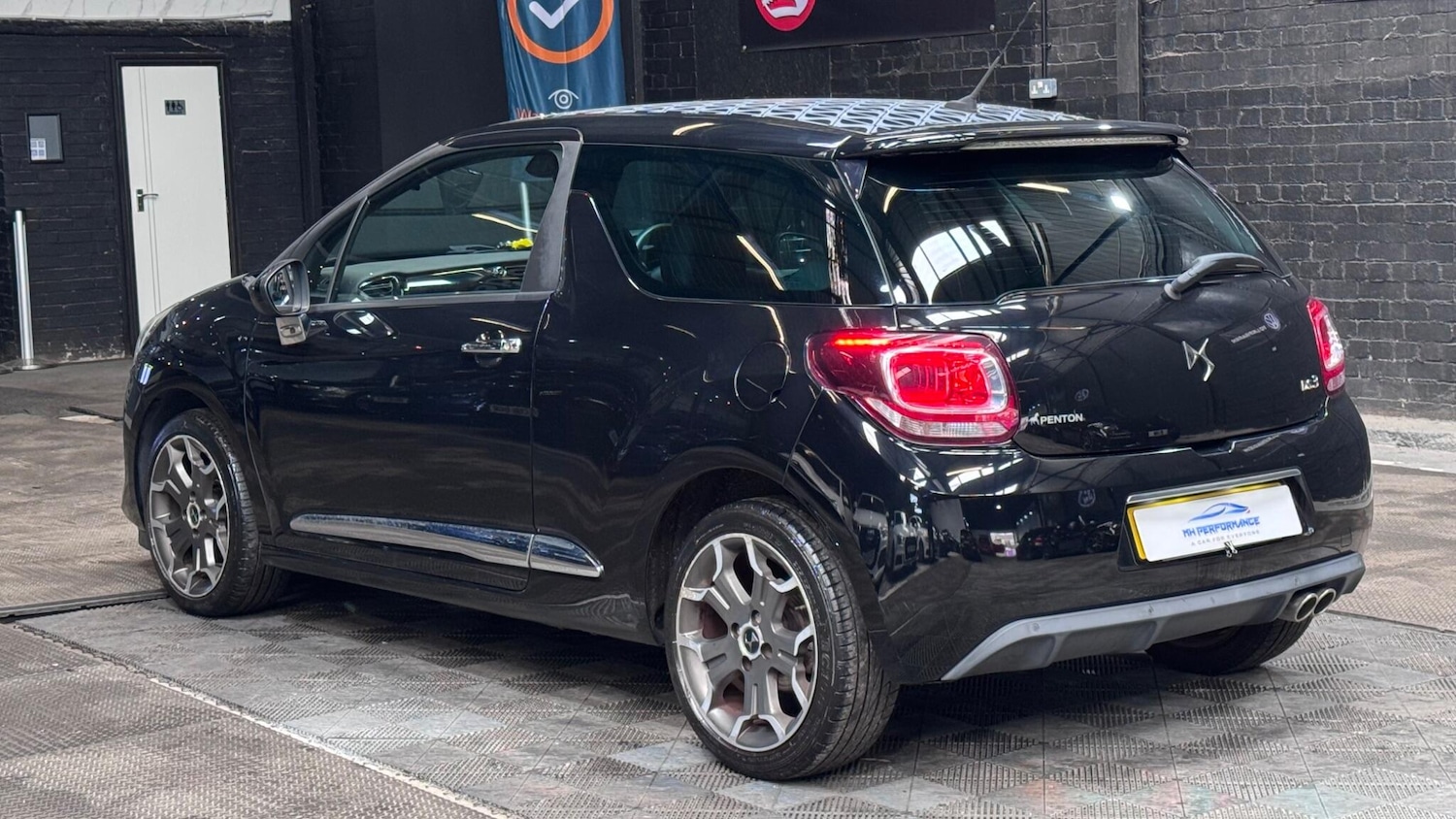 Used DS Automobiles DS 3 2017 for sale - 77645996: Photo 42