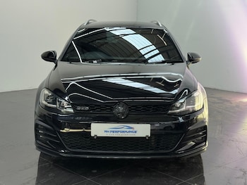 Used Volkswagen Golf 2017 for sale - 79132675: Photo