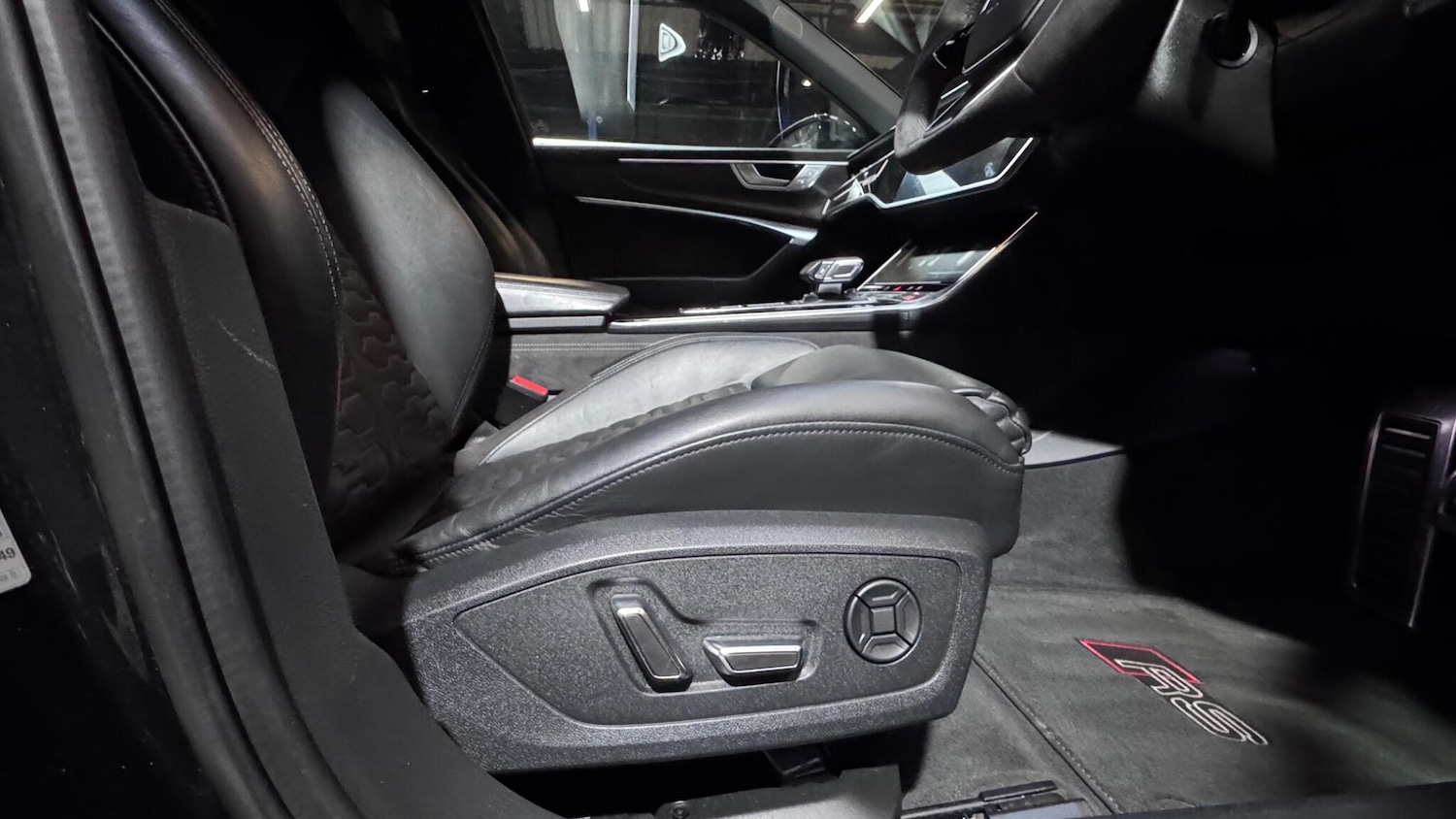 Used Audi RS6 Avant for sale - 77203364: Photo 21