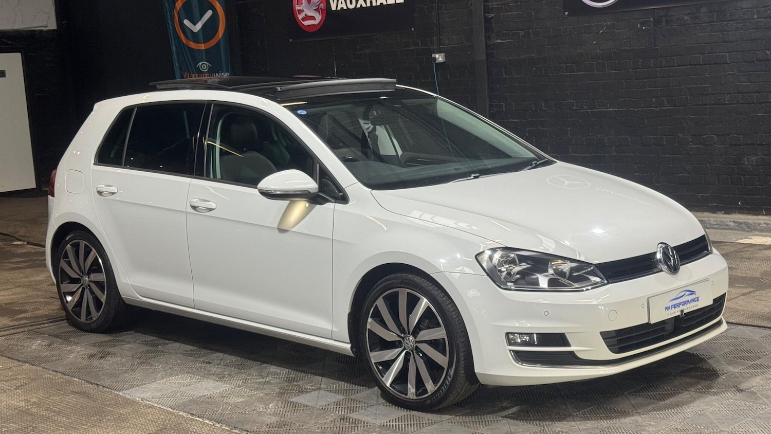 Used Volkswagen Golf 2017 for sale - 77612245: Photo 26