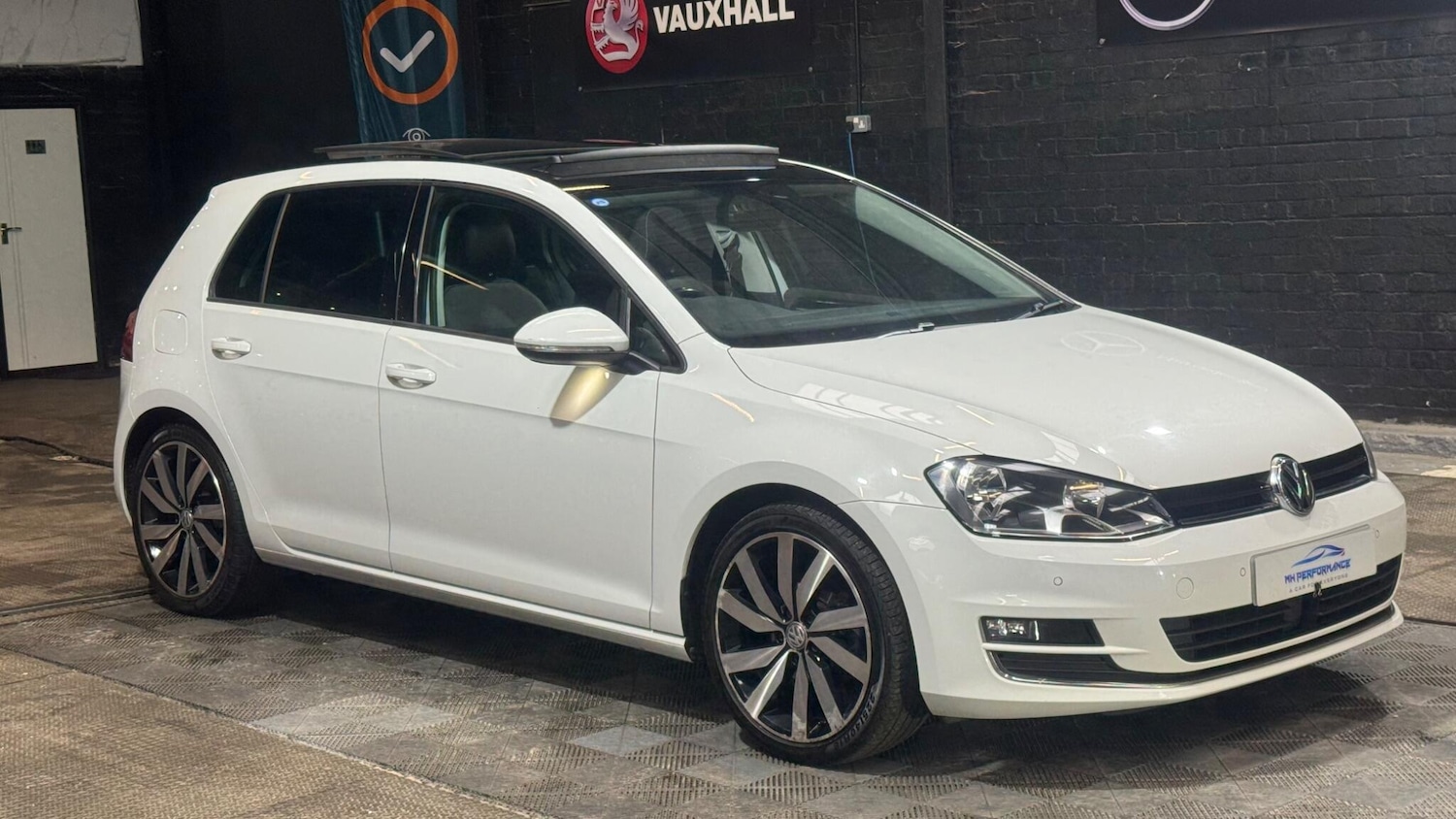 Used Volkswagen Golf 2017 for sale - 77612245: Photo 27