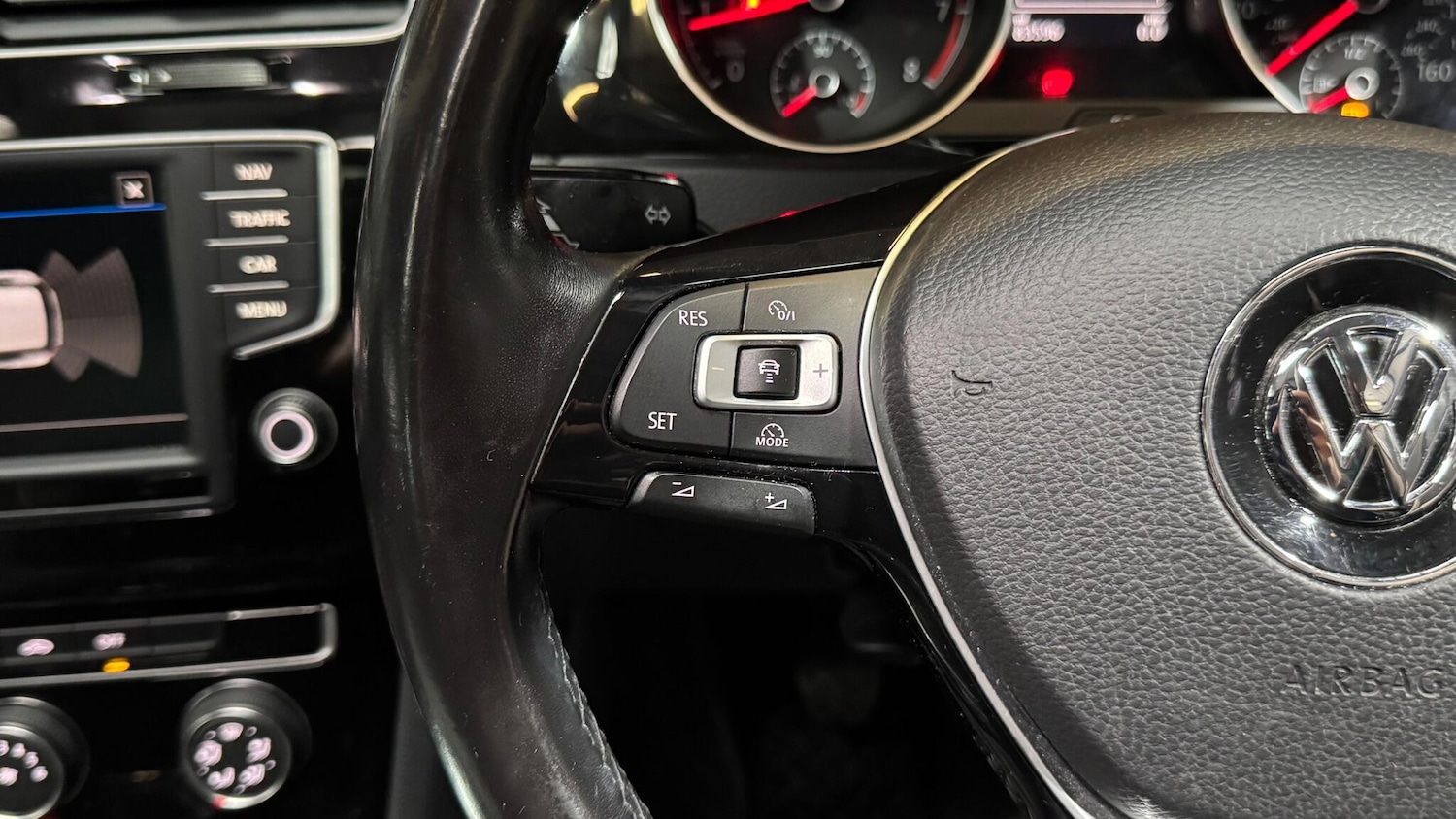 Used Volkswagen Golf 2017 for sale - 77612245: Photo 34