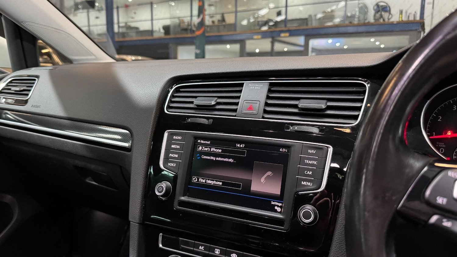 Used Volkswagen Golf 2017 for sale - 77612245: Photo 36