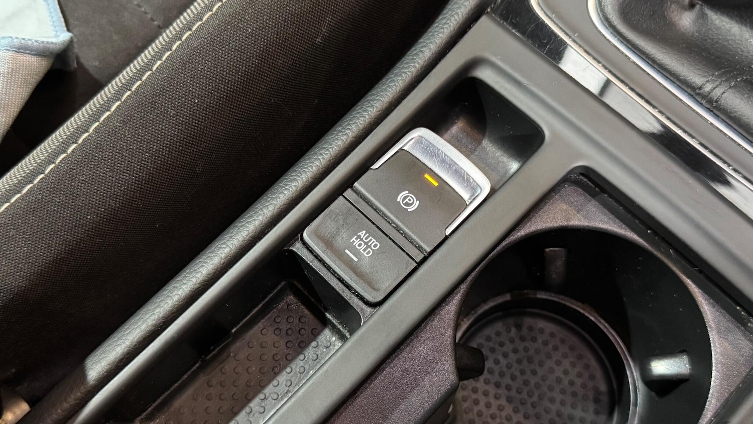 Used Volkswagen Golf 2017 for sale - 77612245: Photo 40