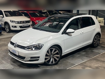 Used Volkswagen Golf 2017 for sale - 77612245: Photo